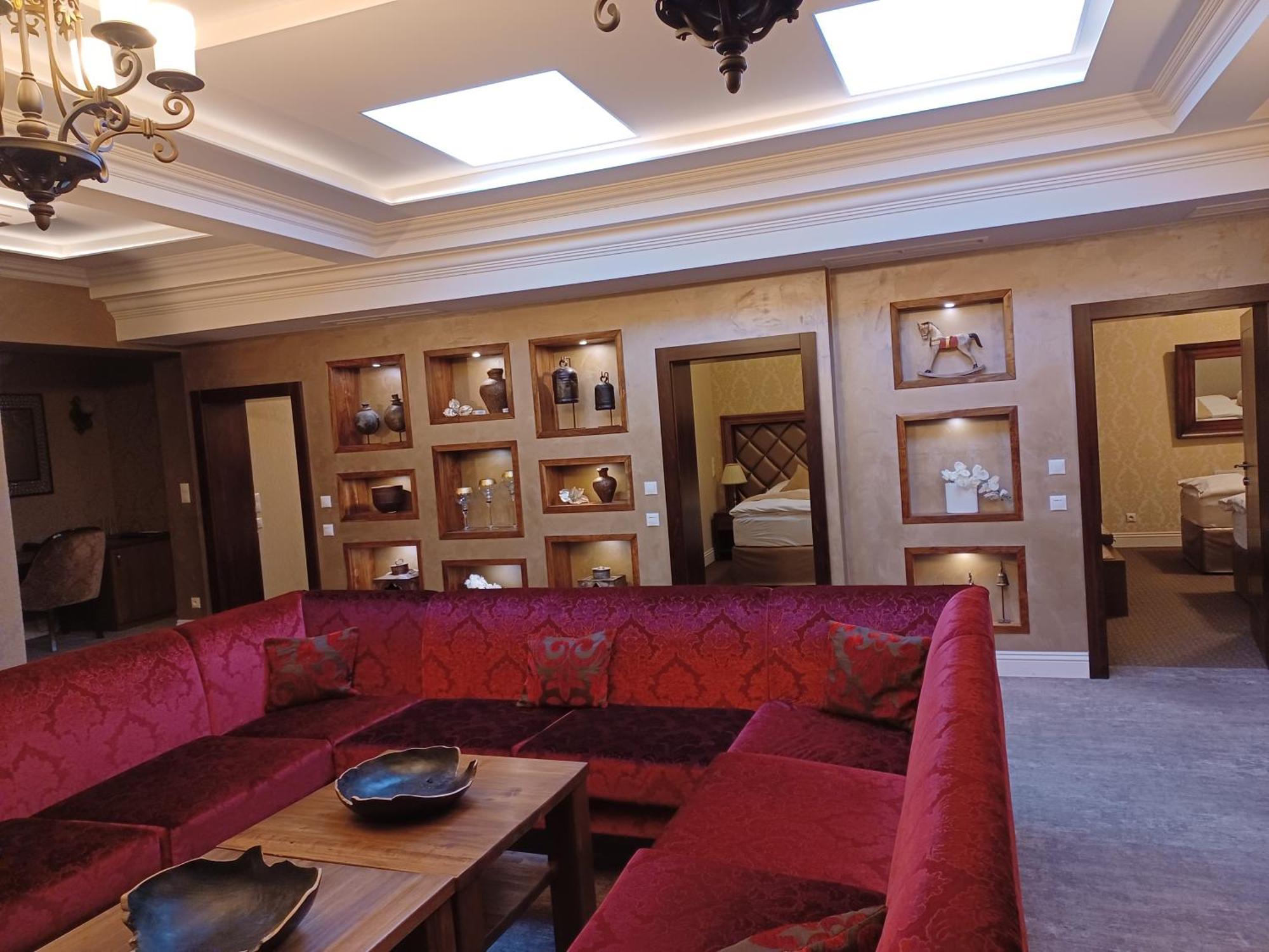 Hotel Dvorana Карловы Вары Экстерьер фото