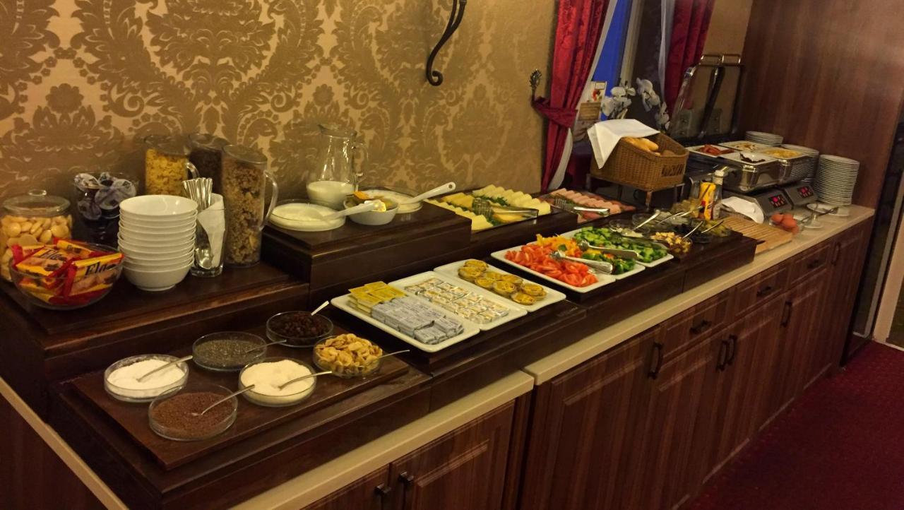 Hotel Dvorana Карловы Вары Экстерьер фото